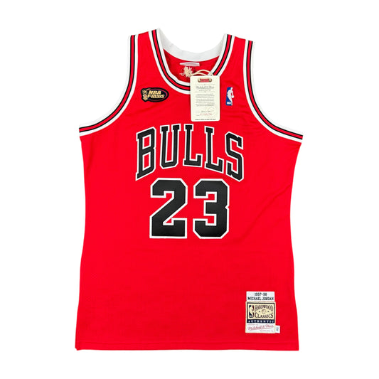 Michael Jordan Chicago Bulls 97 98 Mitchell & Ness Authentic NBA Jersey Size 44