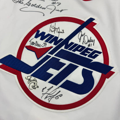 Winnipeg Jets Vintage 1.0 Authentic CCM NHL Hockey Jersey Signed Size 48